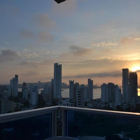 Lago Y Mar Apartamentos Картахена Экстерьер фото